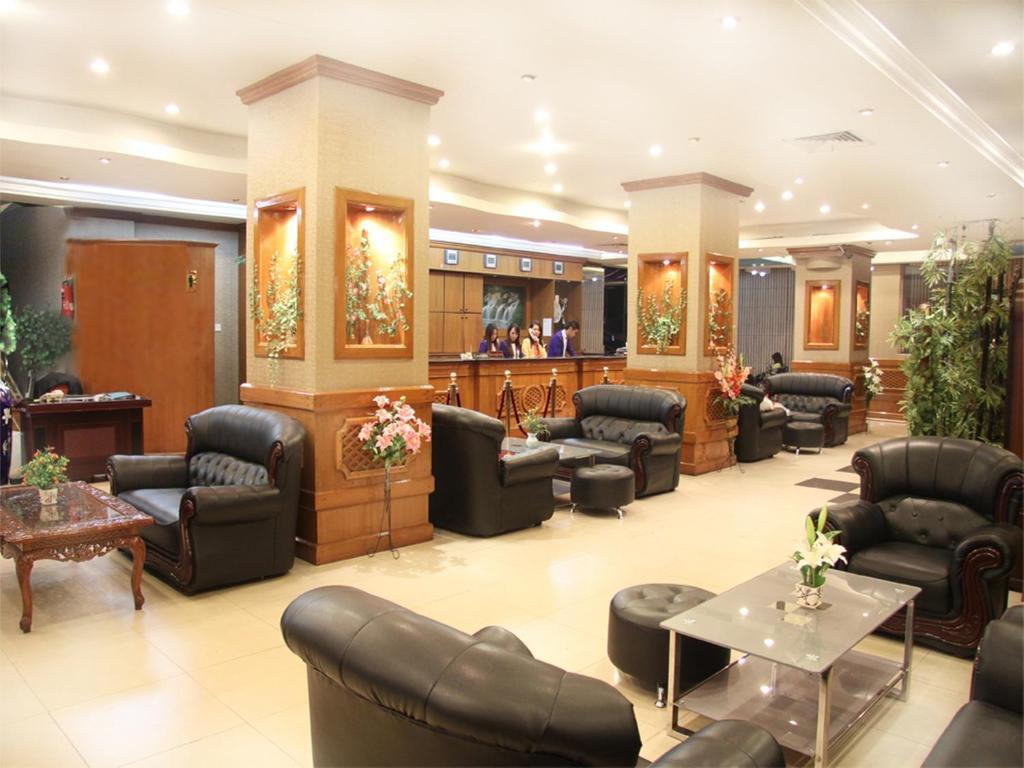 Excel Treasure Hotel Yangon Exteriör bild