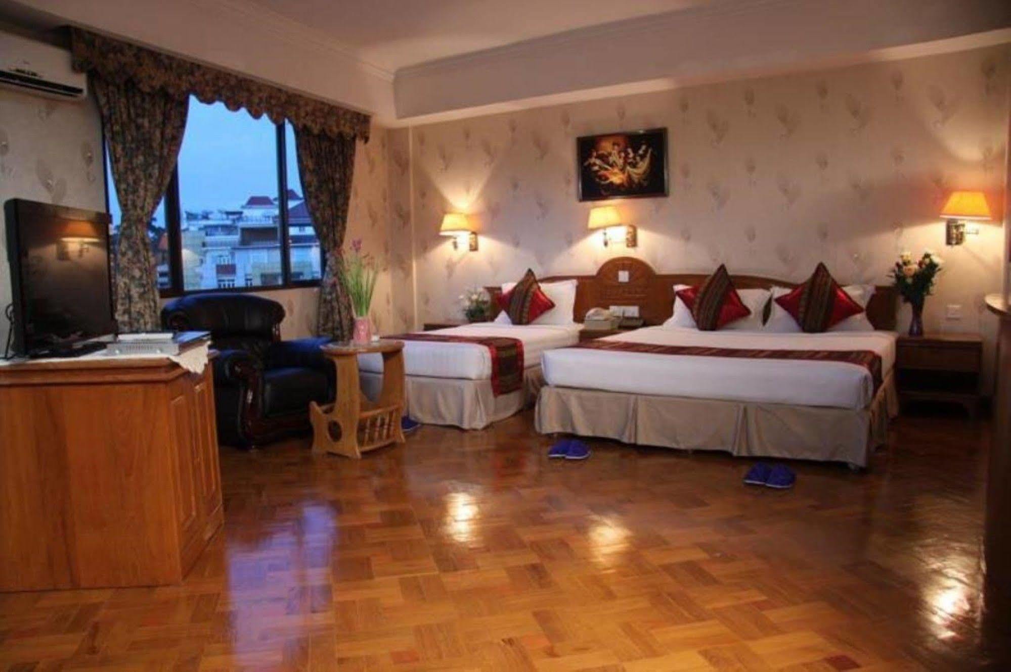 Excel Treasure Hotel Yangon Exteriör bild